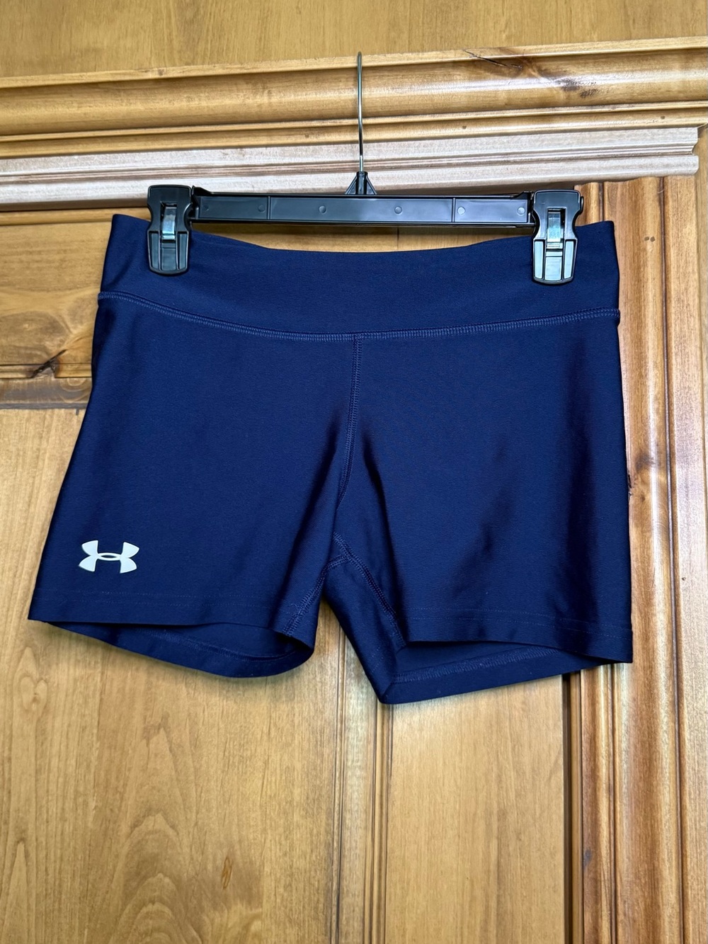 Under Armour Women’s Navy Compression Athletic Shorts Size M